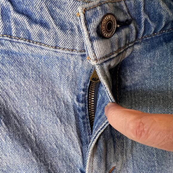 Abercrombie & Fitch Jeans Womens Size 32 Reg The 90s Straight Mid Rise Denim - Picture 10 of 16